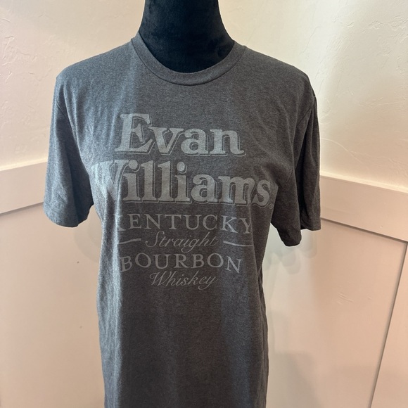 District Charcoal Men's Graphic Tee - Picture 1 of 3